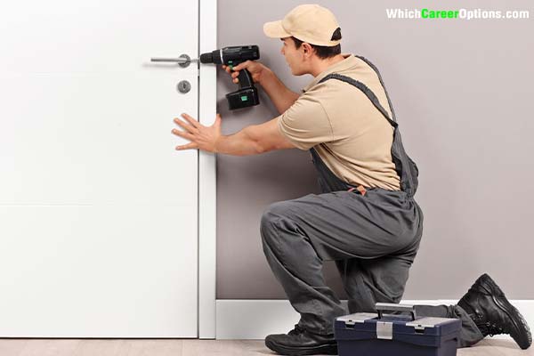 What Do Locksmiths Do?